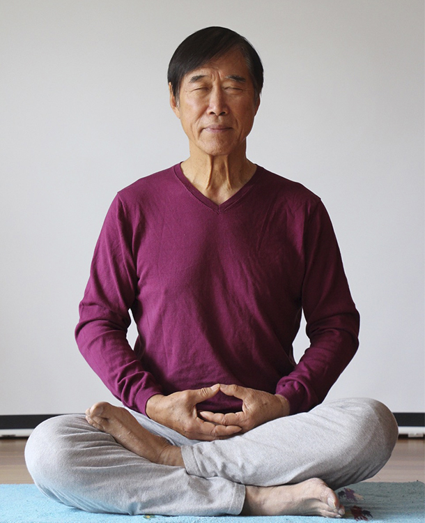 step-1-union-of-three-hearts_meditation_Master_Li_Junfeng